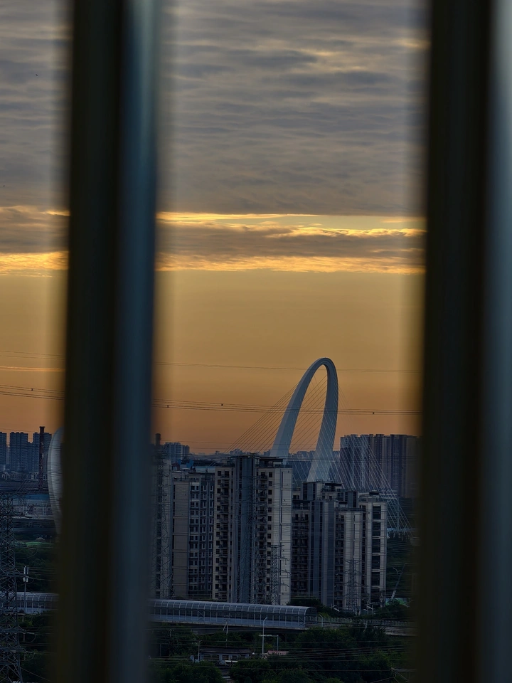 早晨拍照，夕阳红的买北京，美好