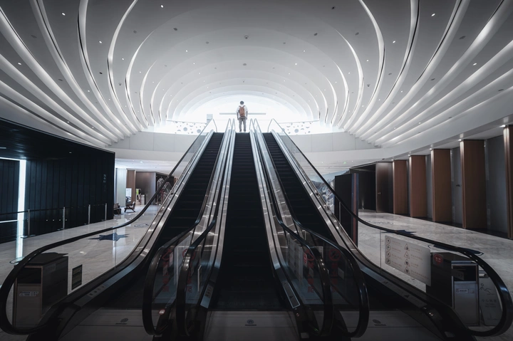 时空隧道