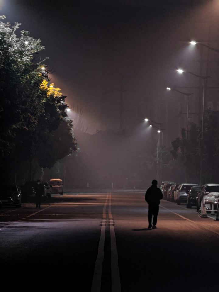 午夜漫步