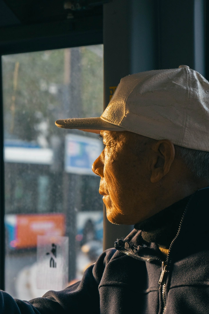 “前方似锦，还有希望”