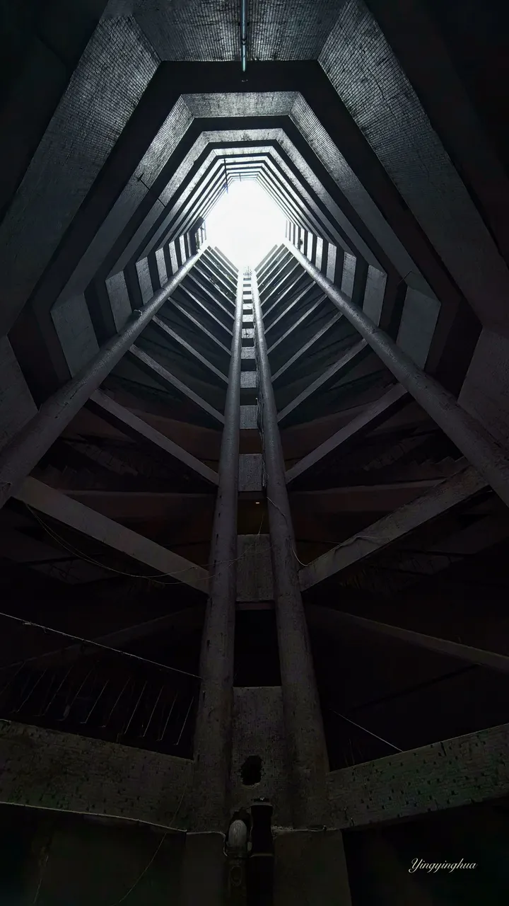 时空隧道