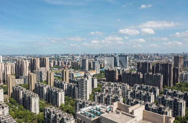 台风来临前的宁静  南通城市上空