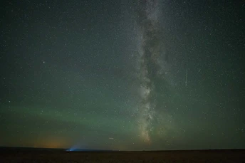 夜空中的星星长时间曝光