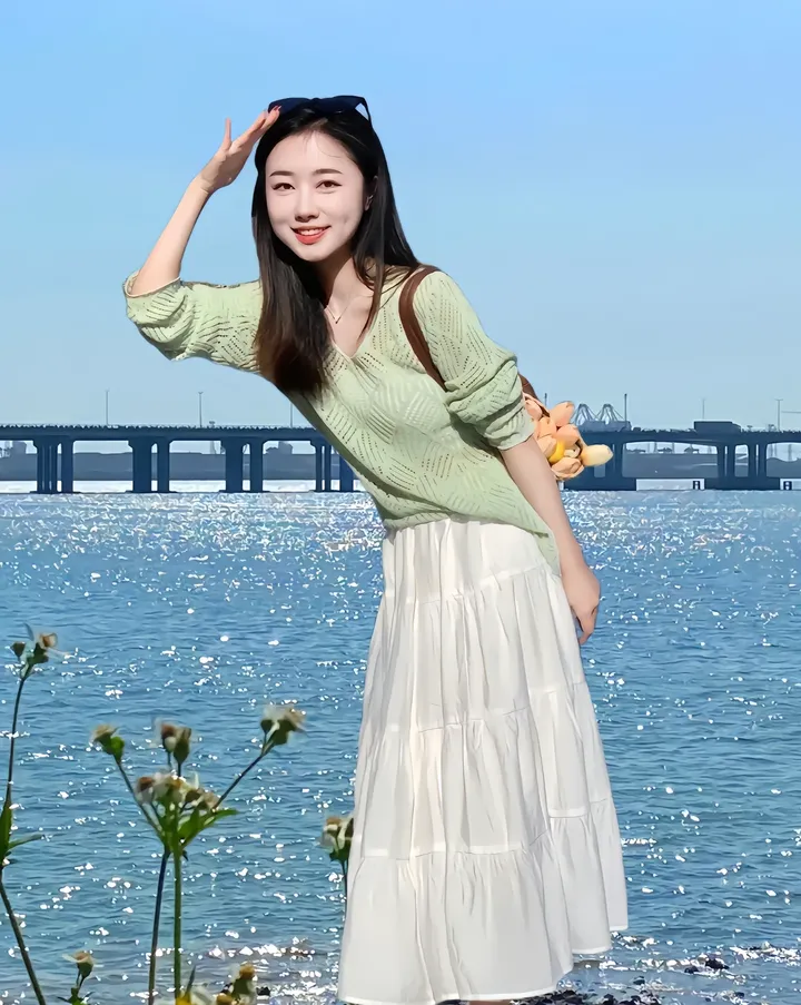 水边的阿狄丽娜