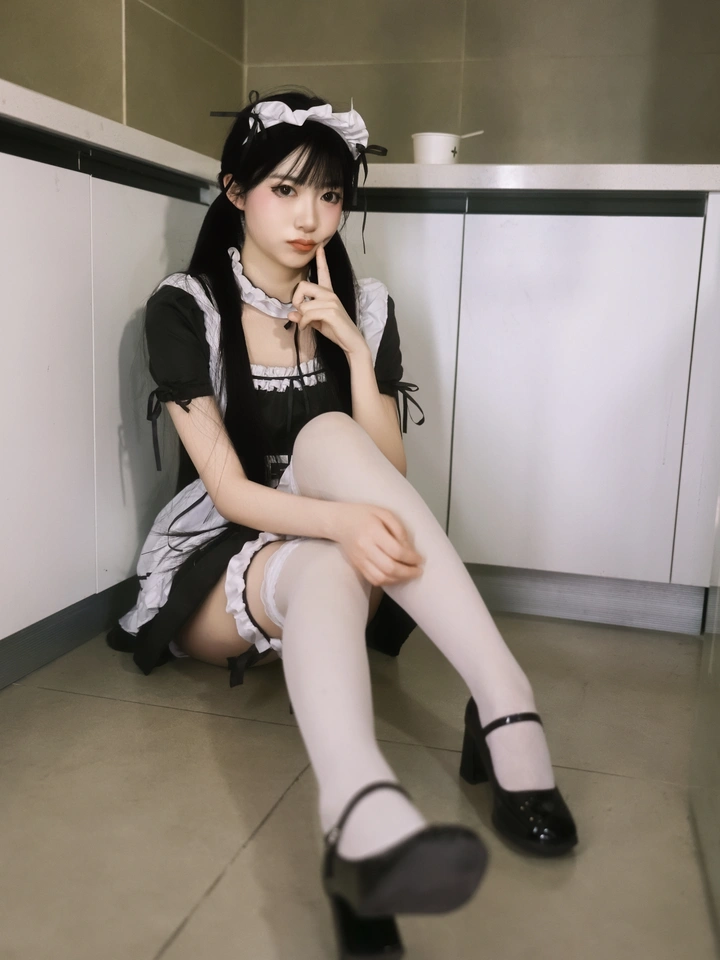哼 你才是笨蛋女仆呢