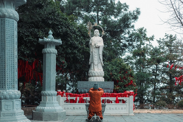 虔诚