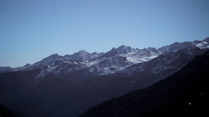 山峰处