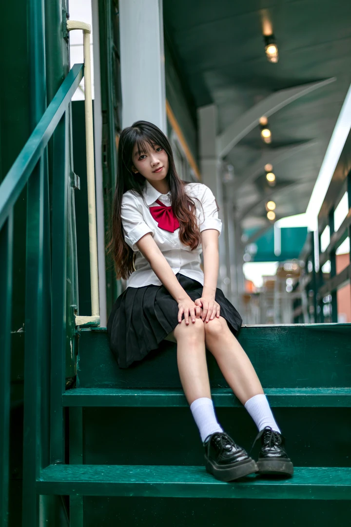 JK少女与绿皮火车的相遇