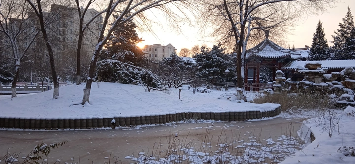 京城呈现林海雪原