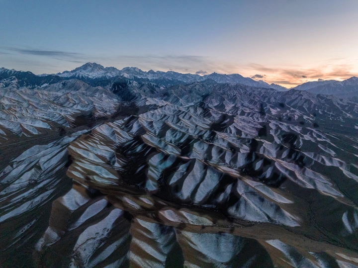 冬季天山山脉