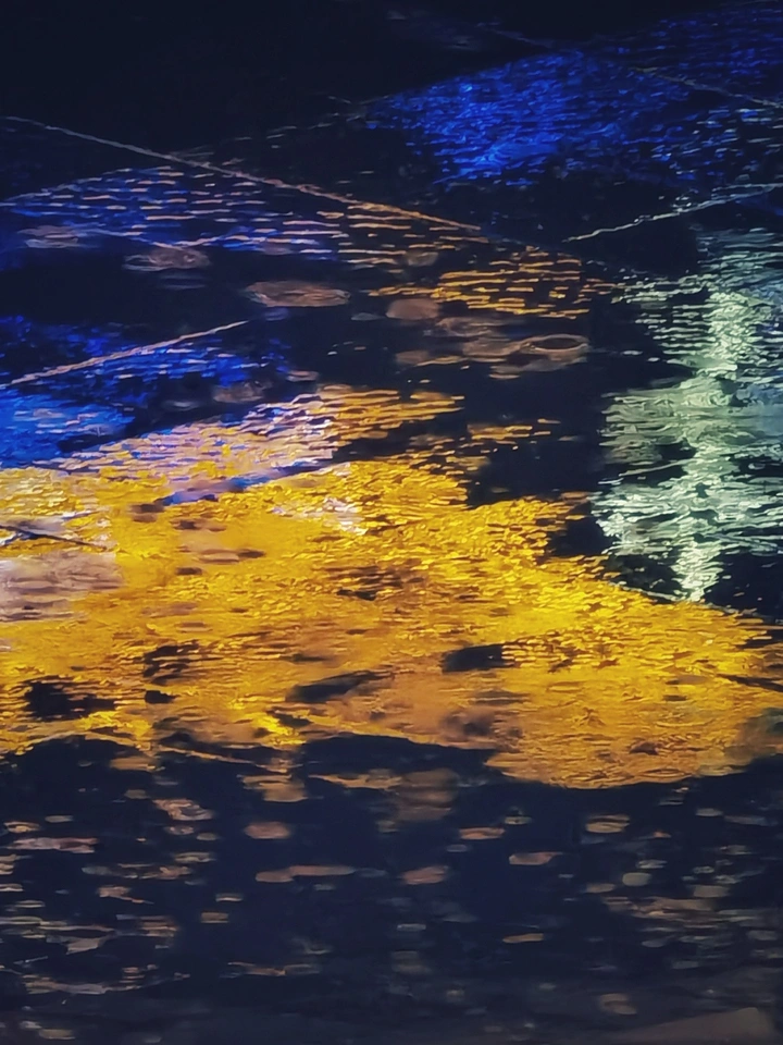 水镜幻彩夜景