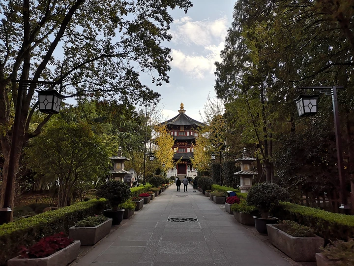 姑苏城外寒山寺