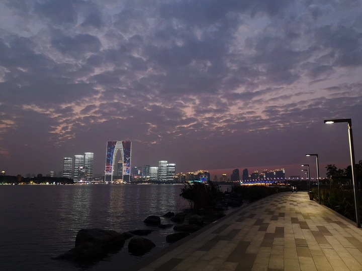 走向摩登