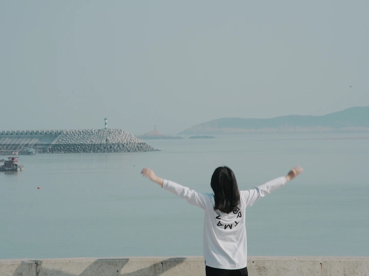 去海边吹个风吧
