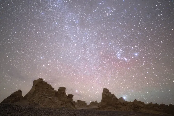 俄博梁星空