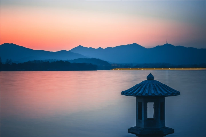 黛色西湖