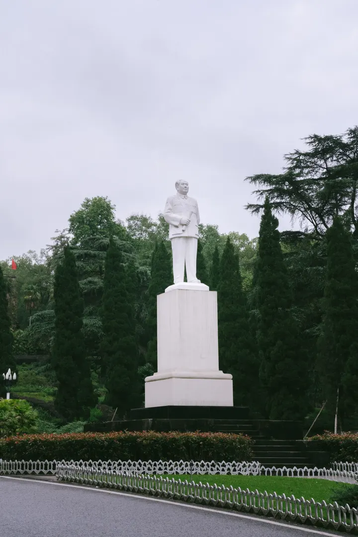 西大的一角