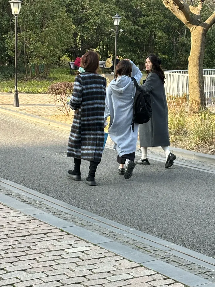 春游