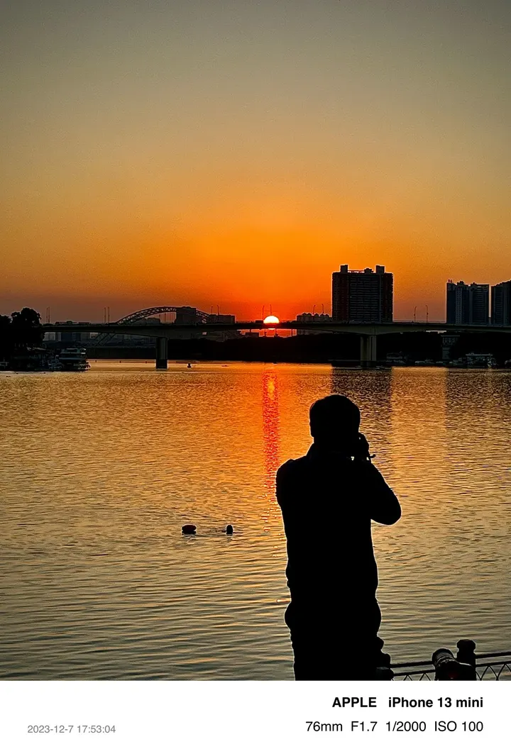 《夕阳捕手》
