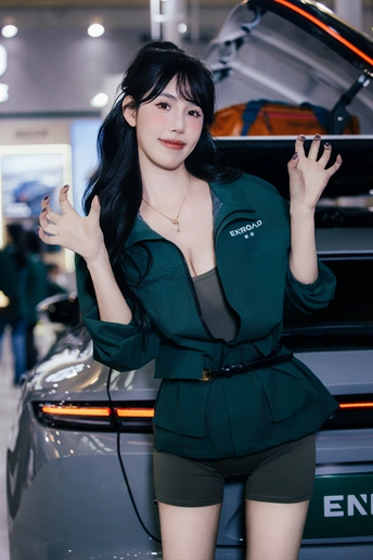车模小哈娜