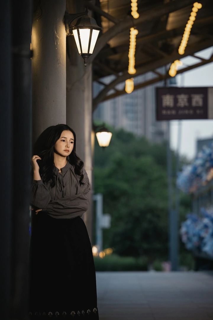 下关西 · 车厢旧梦