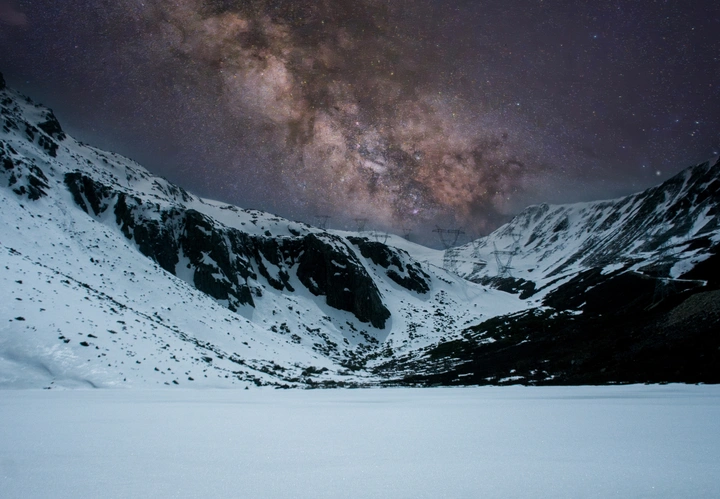 雪岭星河