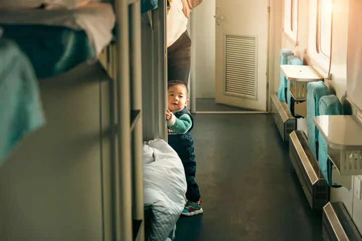 旅行中国，抓拍人类幼崽