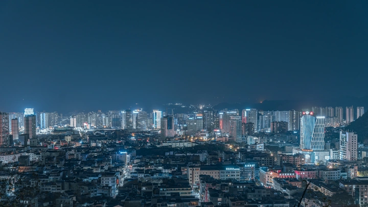 我现在所在的城市（兴义市全景）