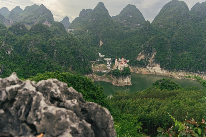 周末假期的万峰湖之旅