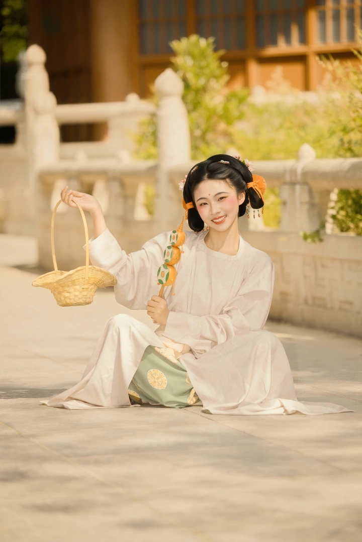 小师妹下山啦