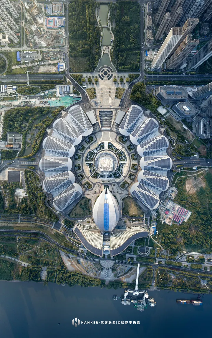 武汉国际博览中心主场馆