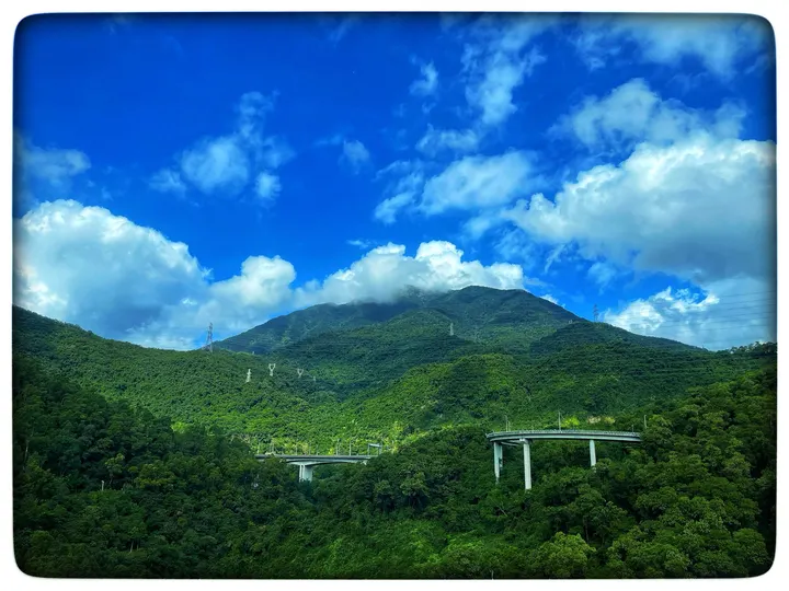 山·云