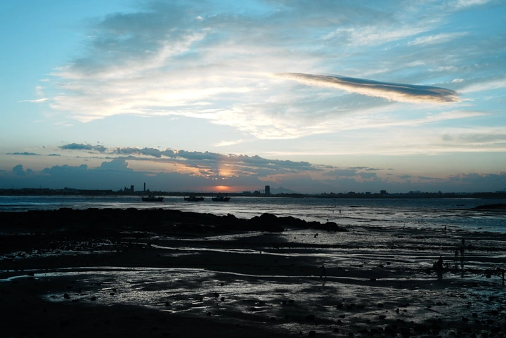 🌅台风前夕海平面上的绝美日落