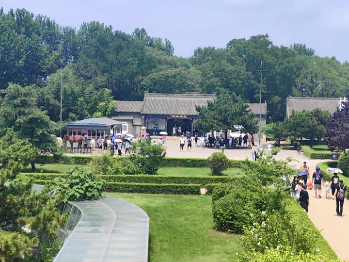 长城脚下
