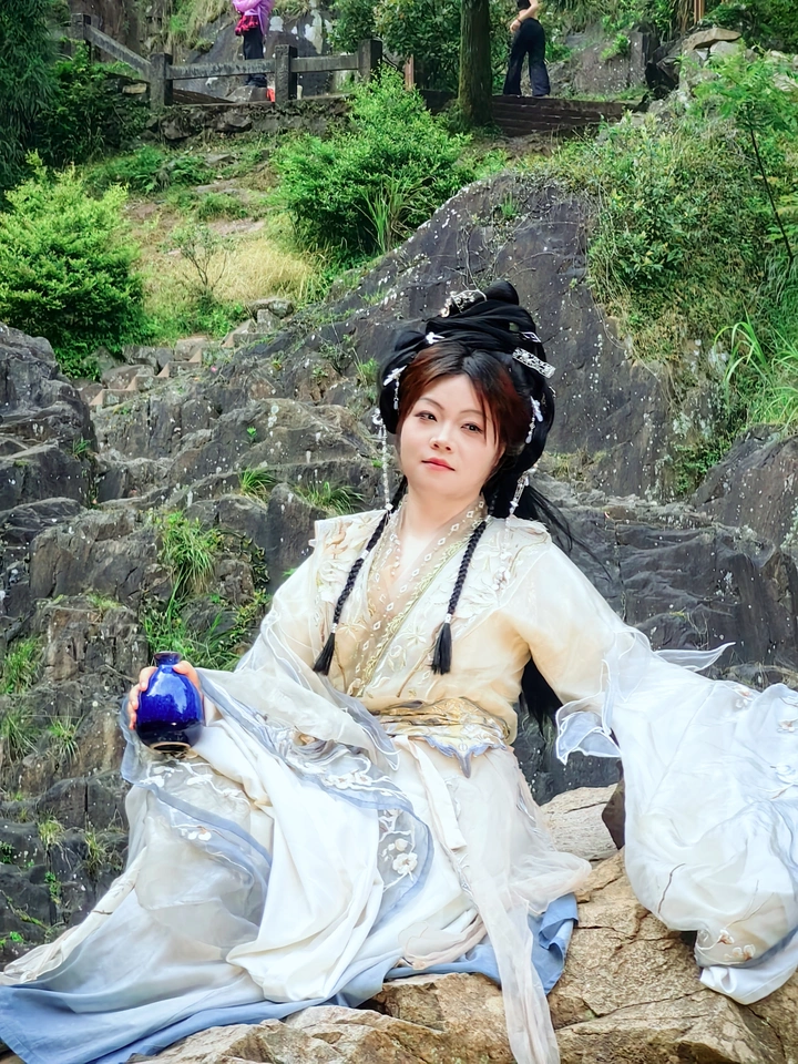 是天上人间，还是仙女下凡