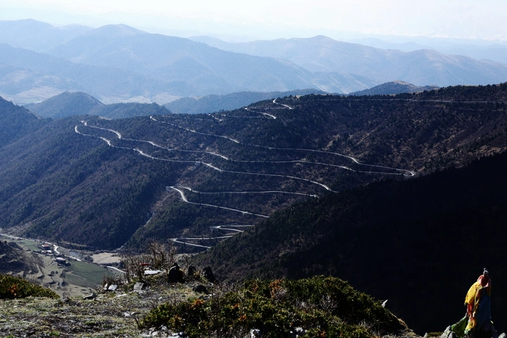 光影照山河