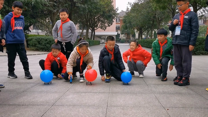 比比谁跑的远