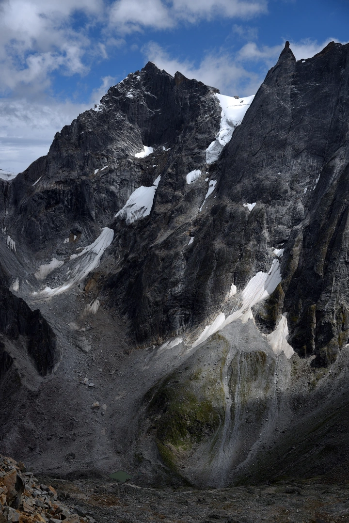 邛崃山结，破碎之城