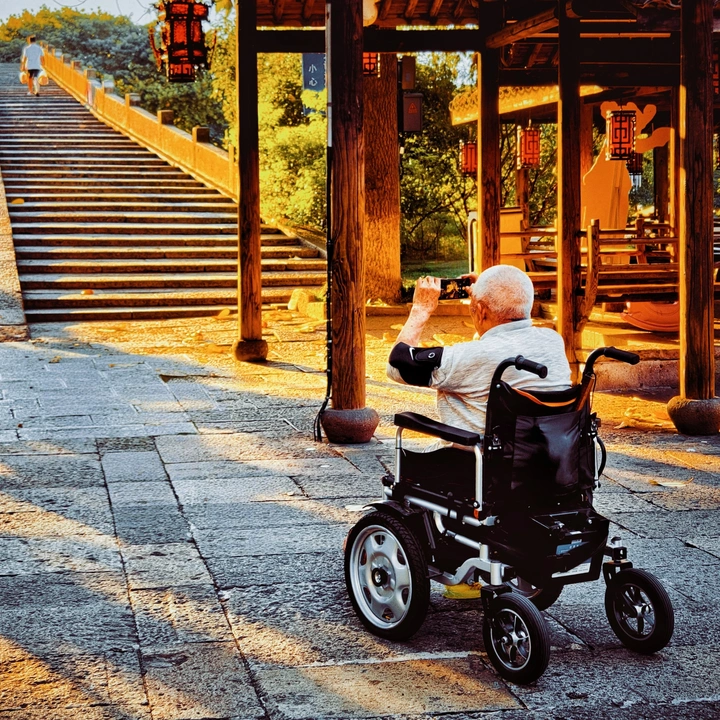 轮椅上的视觉之旅