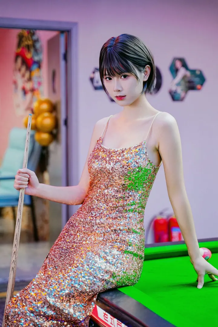 被这条台球和麻将照美晕了！
