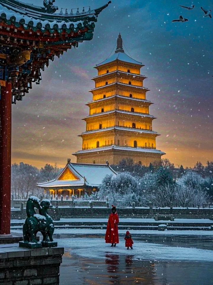 《雪中雁塔》