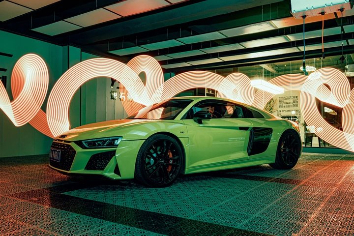 关于奥迪R8