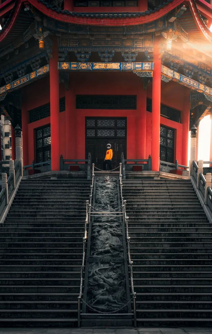 八卦一下