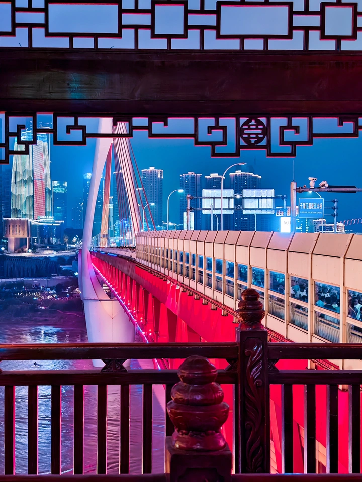 千厮门大桥加洪崖洞夜景