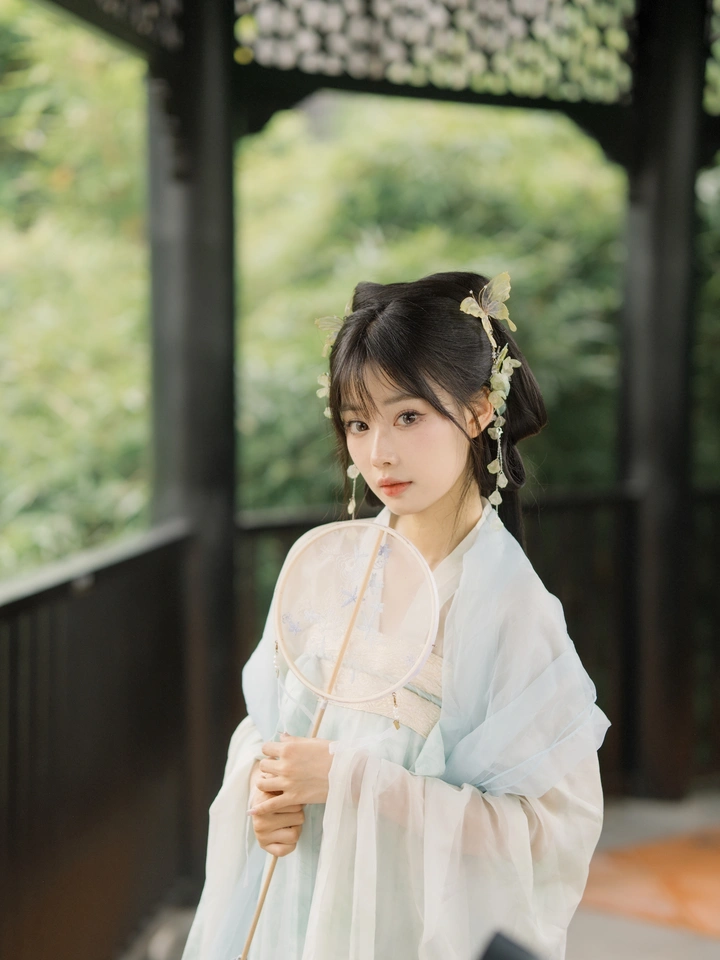 素衣