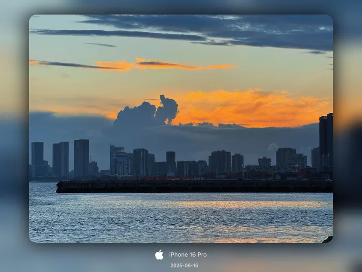 海边城市的傍晚