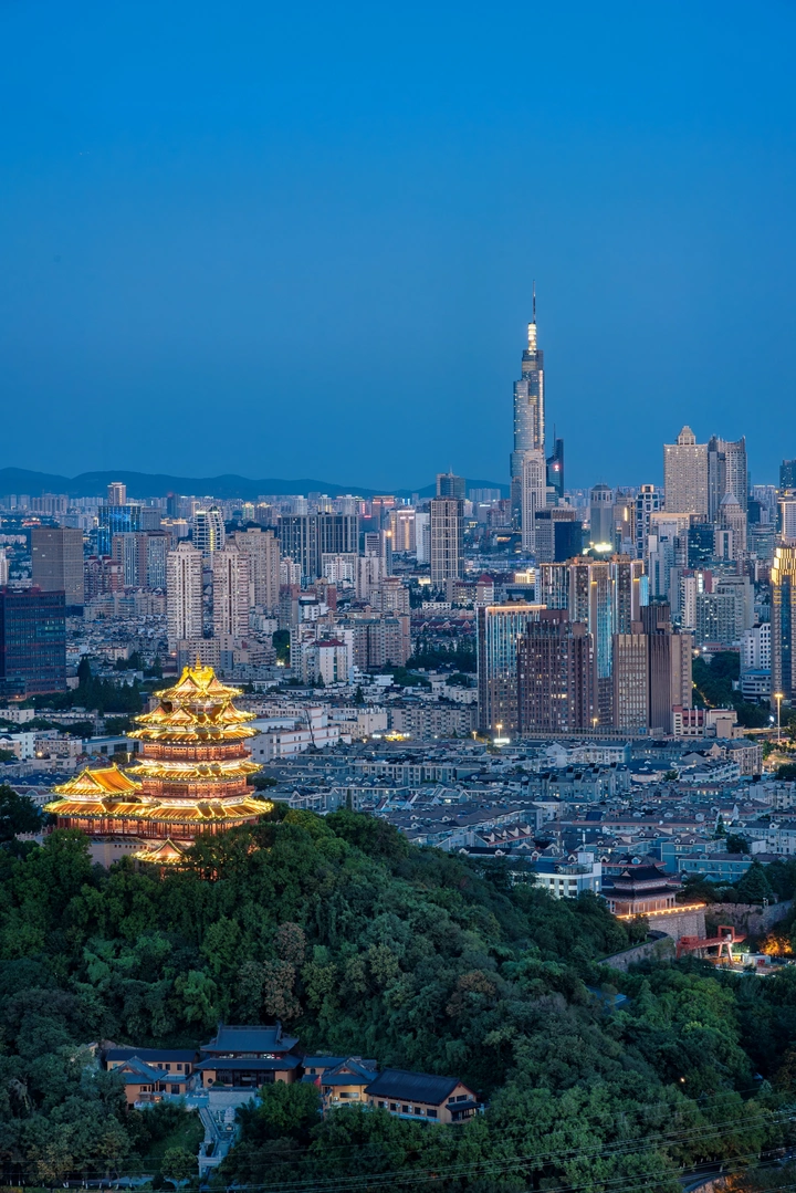 阅江楼紫峰同框