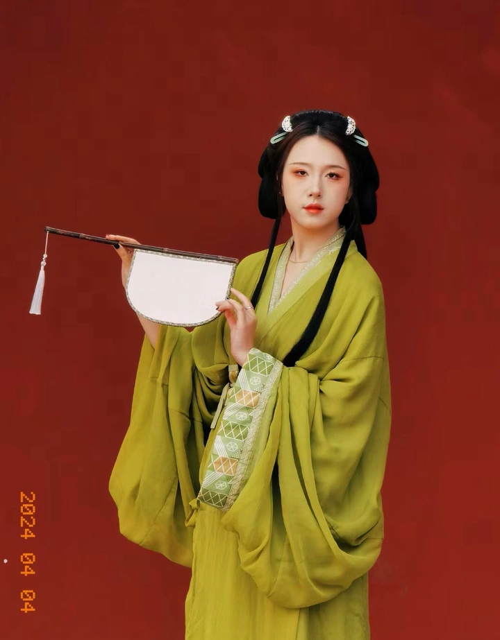 战国袍