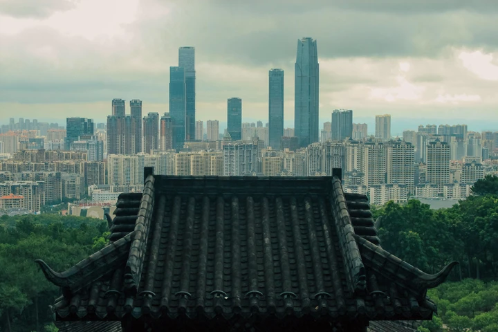 雾锁邕城