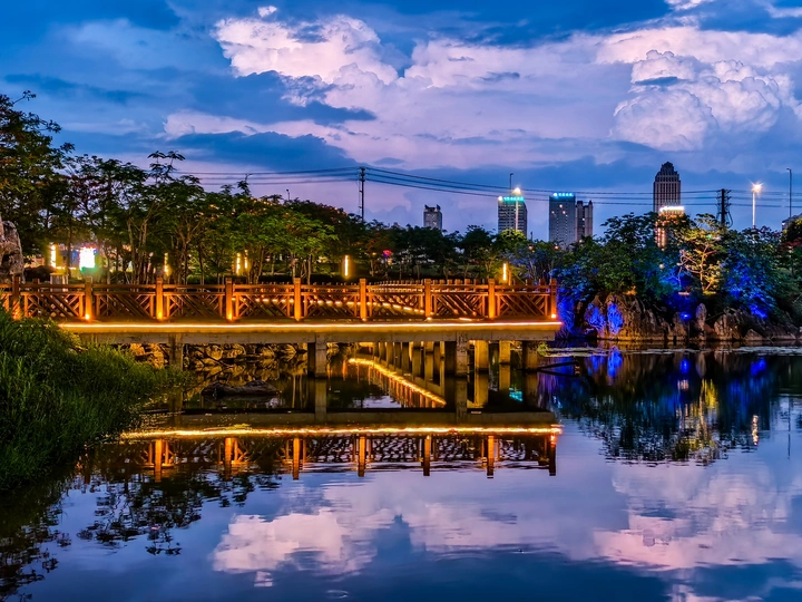 崇左麦那湖风光